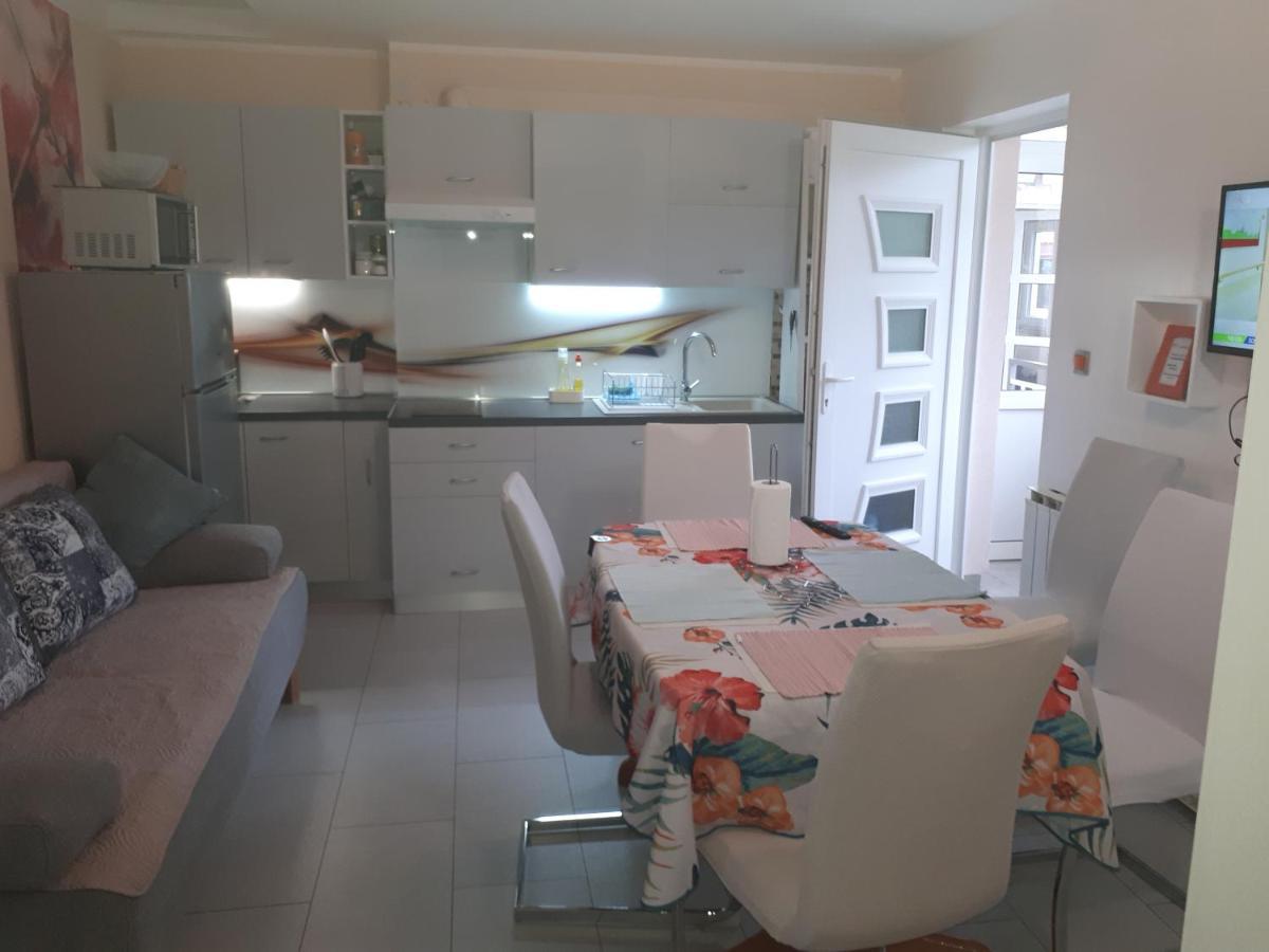 Apartment Lucija Kostrena Eksteriør billede