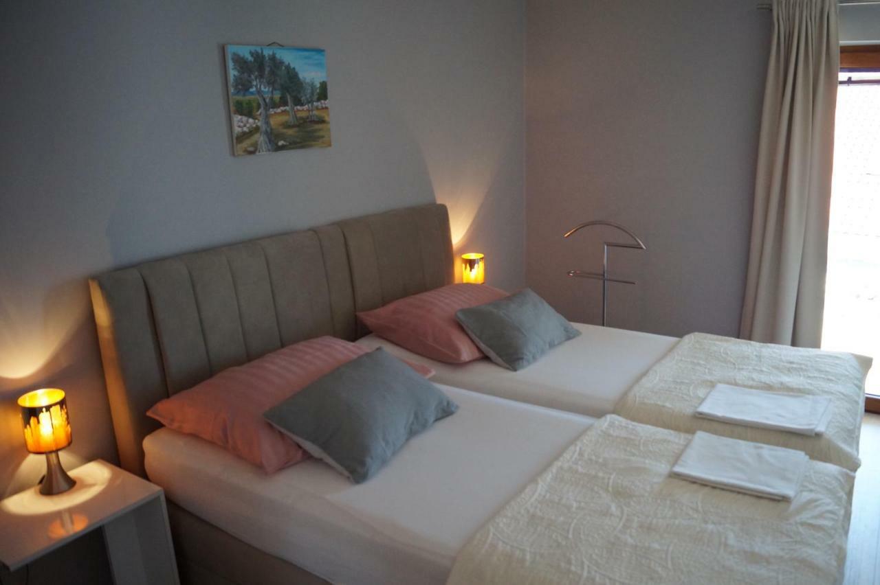 Apartment Lucija Kostrena Eksteriør billede